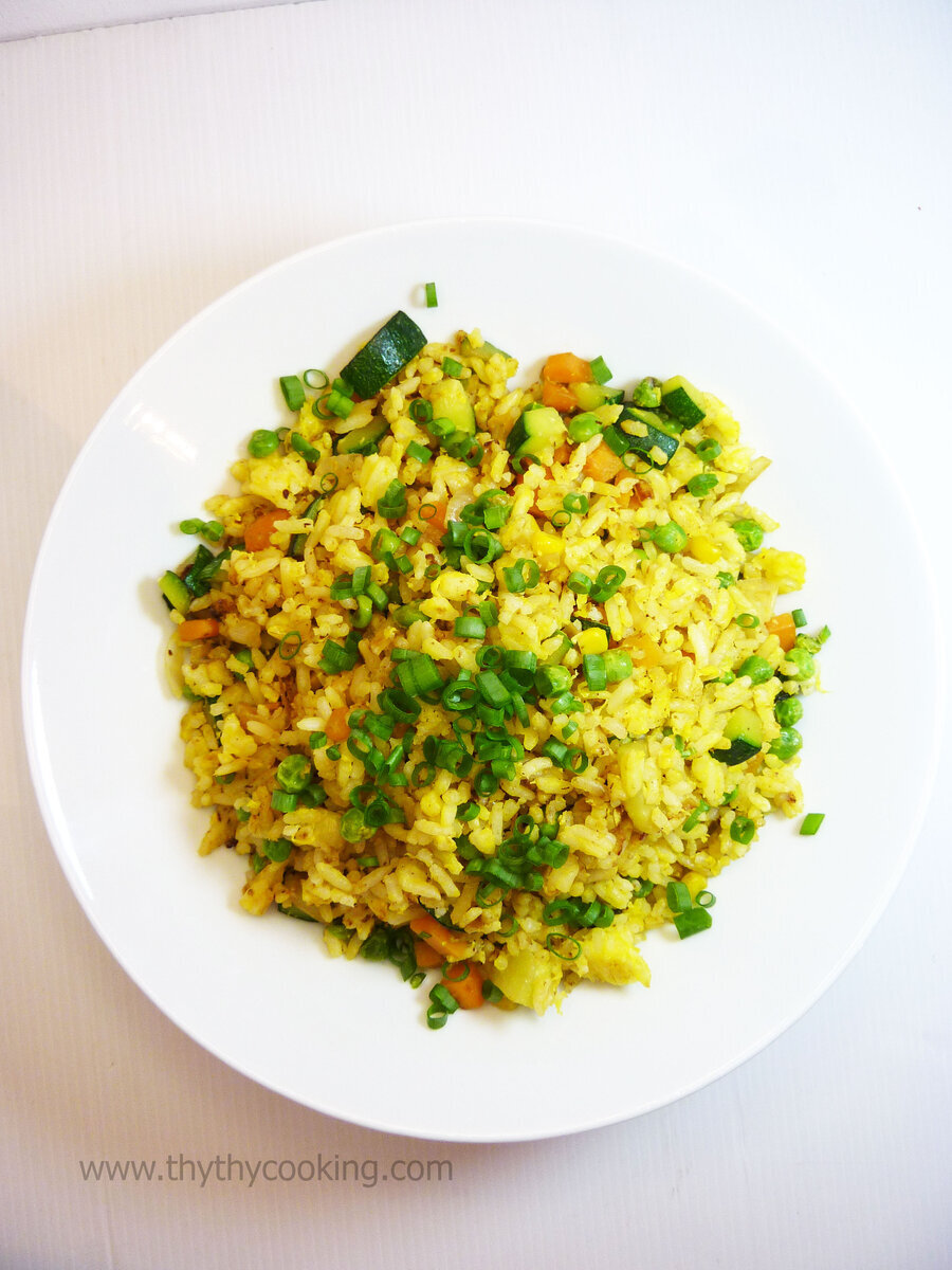 FRIED RICE WITH VEGETABLES AND EGGS