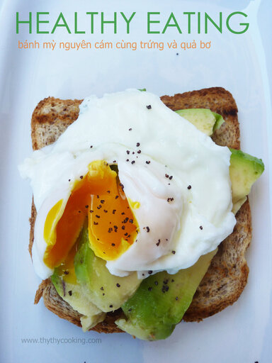 TOASTED EGG SANDWICH WITH AND AVOCADO