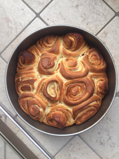 ROTOLI ALLA CANNELLA - PANE DOLCE ALLA CANNELLA