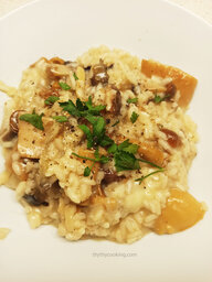 MUSHROOM RISOTTO/ITALIAN RICE - A DELICIOUS ITALIAN DISH